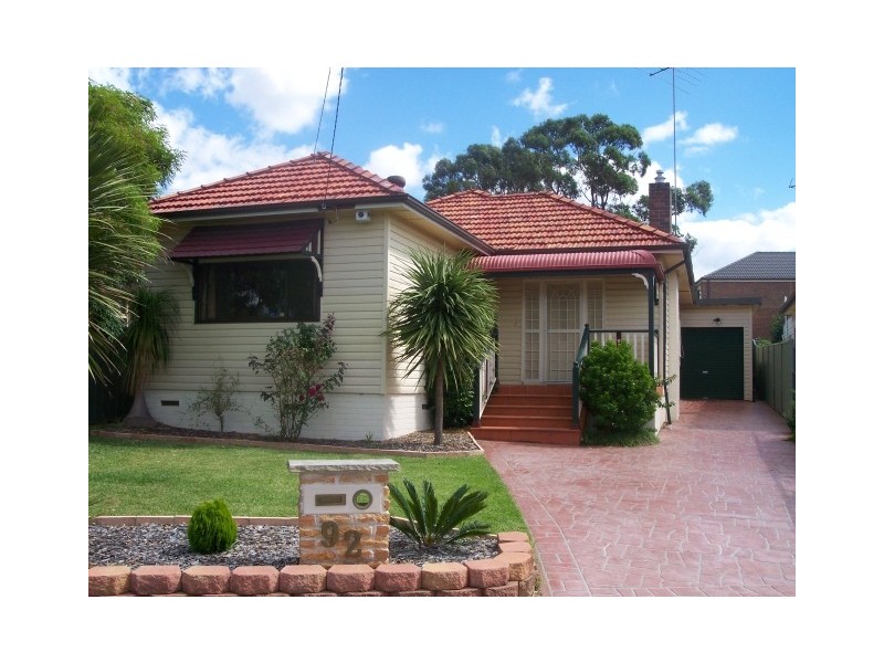 92 Baumans Road, Peakhurst NSW 2210