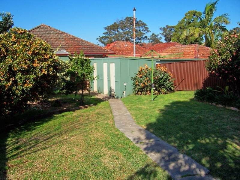 94 Baumans Road, Peakhurst NSW 2210