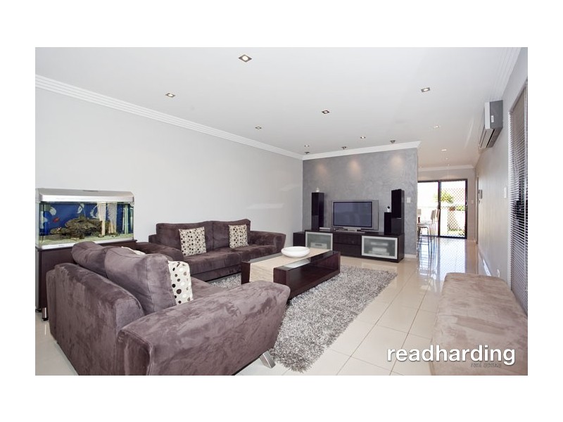 735a Forest Rd, Peakhurst NSW 2210