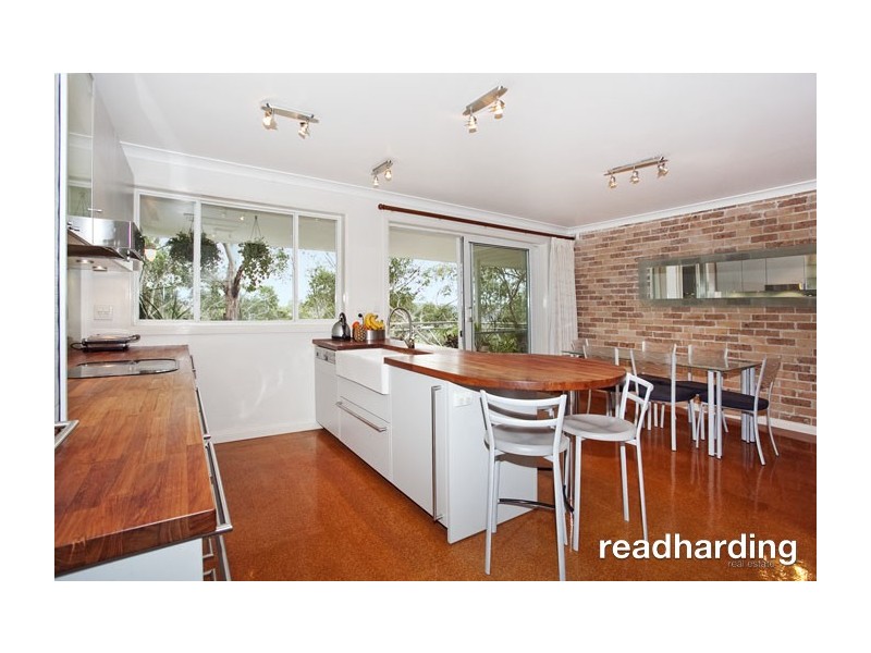 22 Wayne Avenue, Lugarno NSW 2210