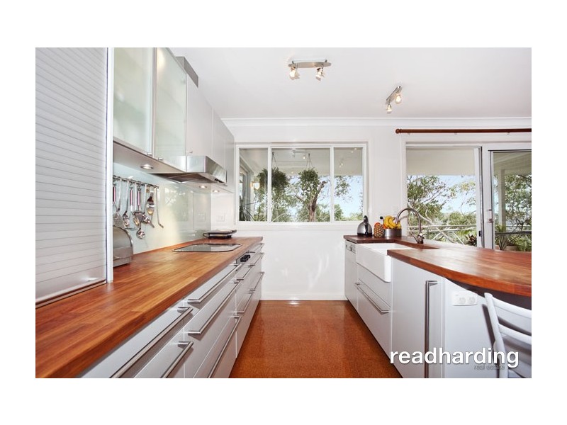 22 Wayne Avenue, Lugarno NSW 2210