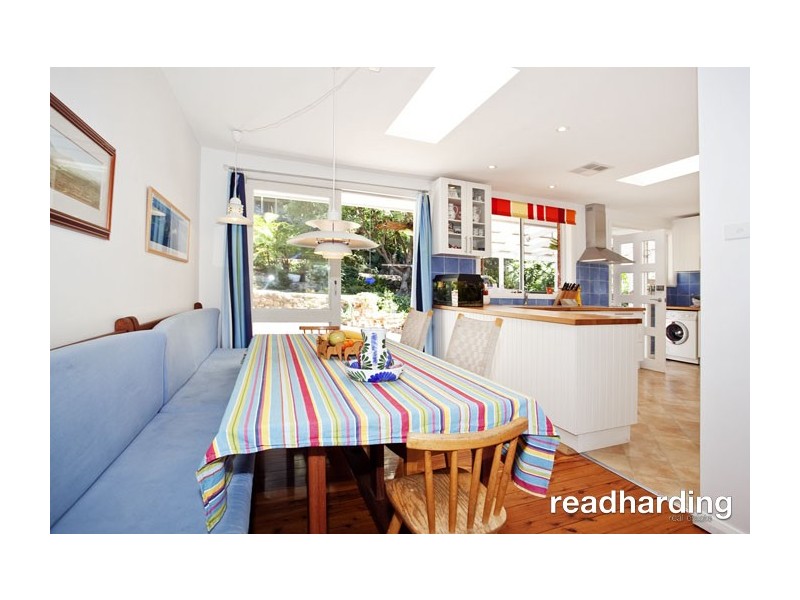 9 Ballanda Avenue, Lugarno NSW 2210