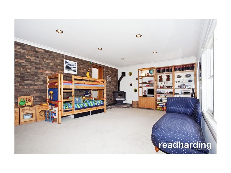 9 Ballanda Avenue, Lugarno NSW 2210