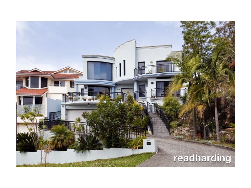 10a Moons AVe, Lugarno NSW 2210