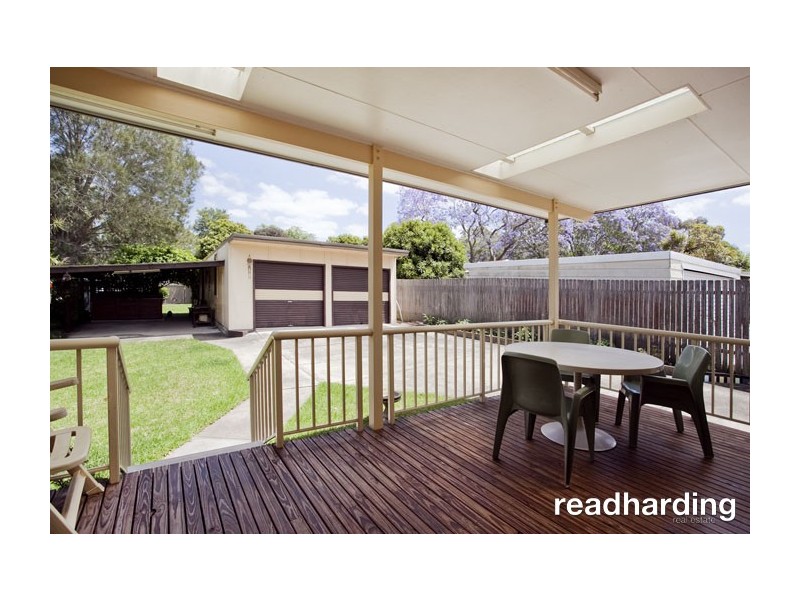 11 Clarke Street, Peakhurst NSW 2210