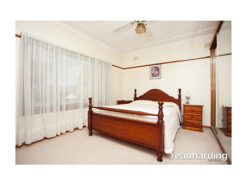 11 Clarke Street, Peakhurst NSW 2210