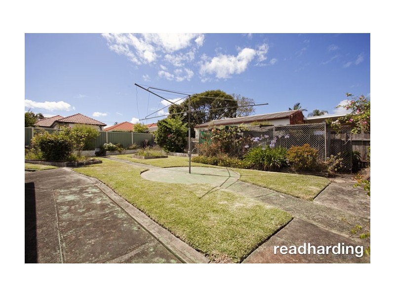 65 Ardath Ave, Panania NSW 2213