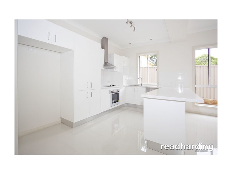 7a Peace Ave, Peakhurst Heights NSW 2210