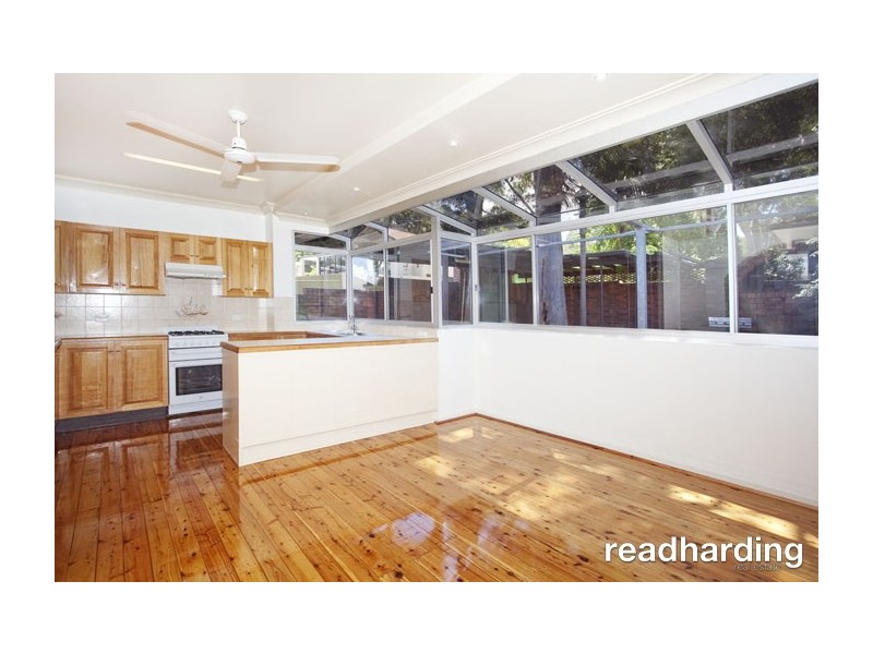 1 Barbara Place, Lugarno NSW 2210