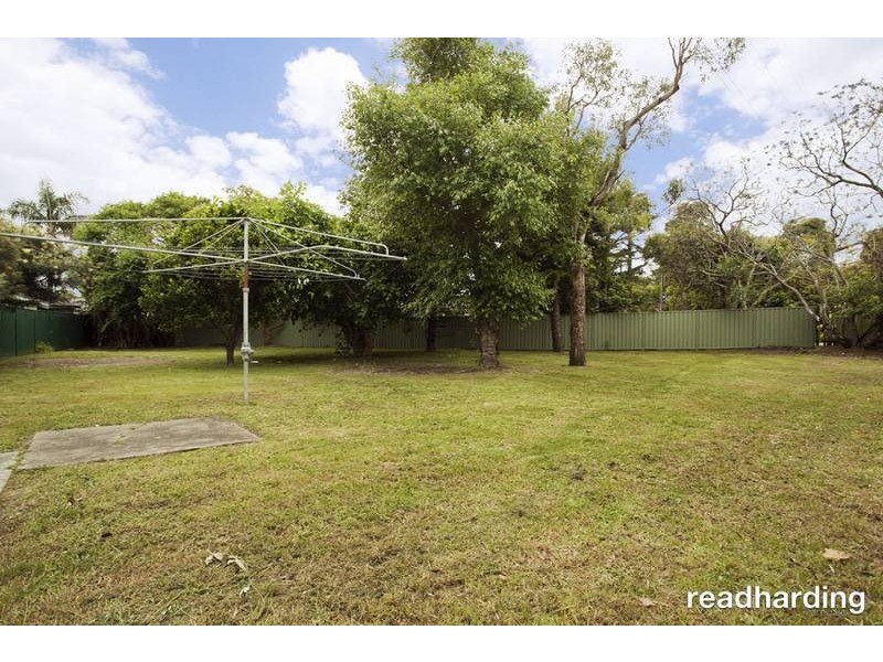 2 Berkeley Street, Peakhurst Heights NSW 2210