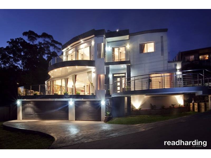 5 Tea Tree Place, Lugarno NSW 2210