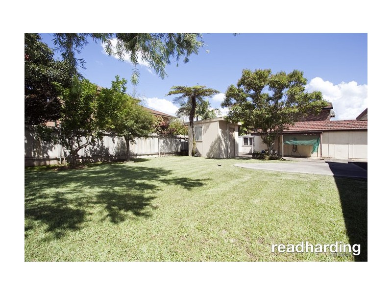 1a Old Forest Rd, Lugarno NSW 2210