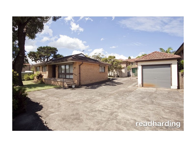 1a Old Forest Rd, Lugarno NSW 2210