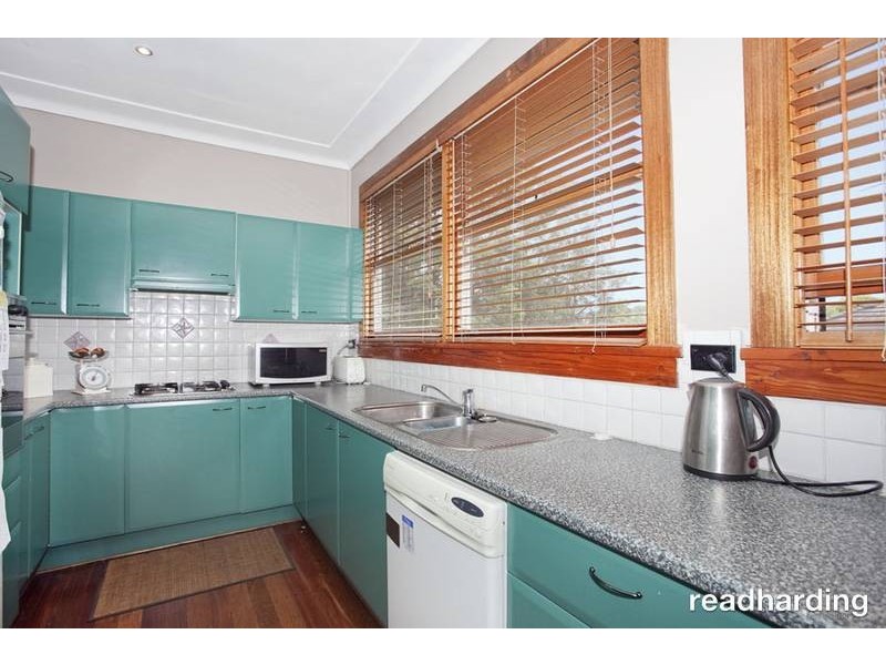 65 Belmore Road, Peakhurst NSW 2210