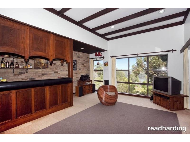 7 Barbara Place, Lugarno NSW 2210