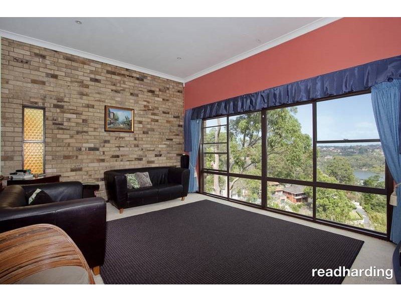 7 Barbara Place, Lugarno NSW 2210