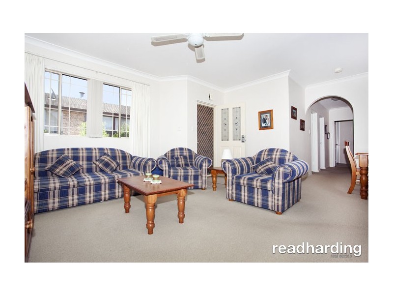 2/71 Shenstone Road, Riverwood NSW 2210