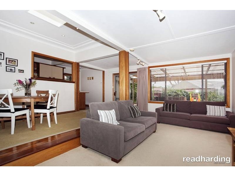 866 Forest Rd, Peakhurst NSW 2210