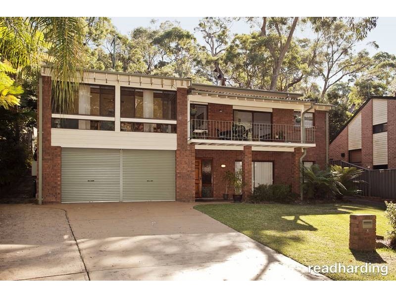 5 Ocean Place, Illawong NSW 2234