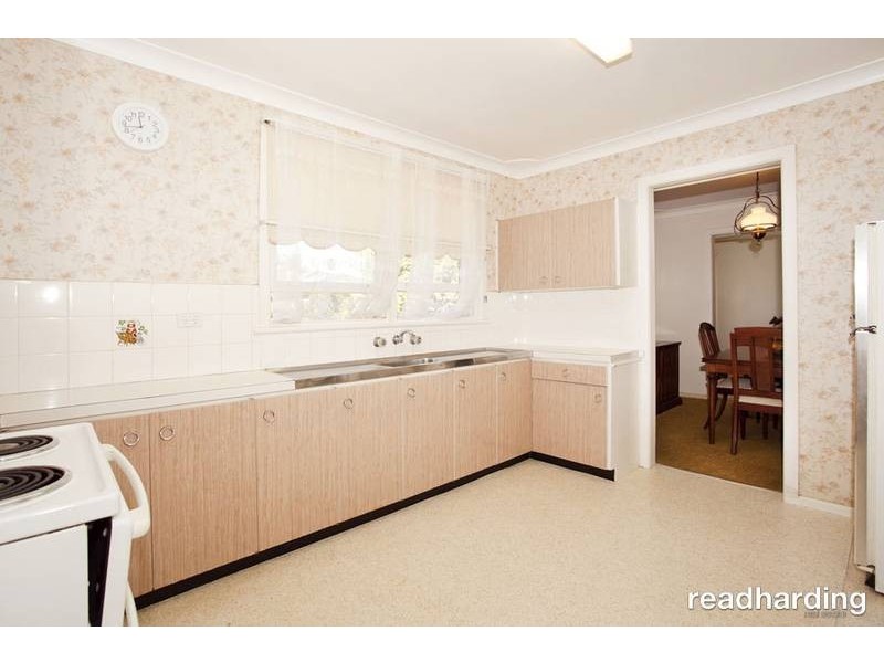 10 Shade Place, Lugarno NSW 2210