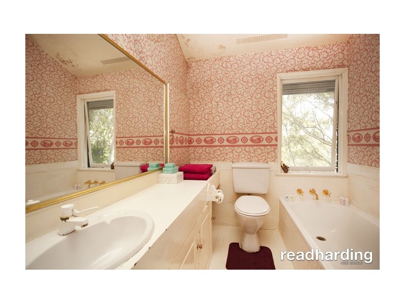 54 Wayne Avenue, Lugarno NSW 2210