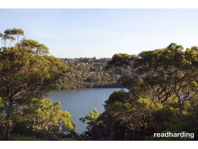 5 Tea Tree Pl, Lugarno NSW 2210