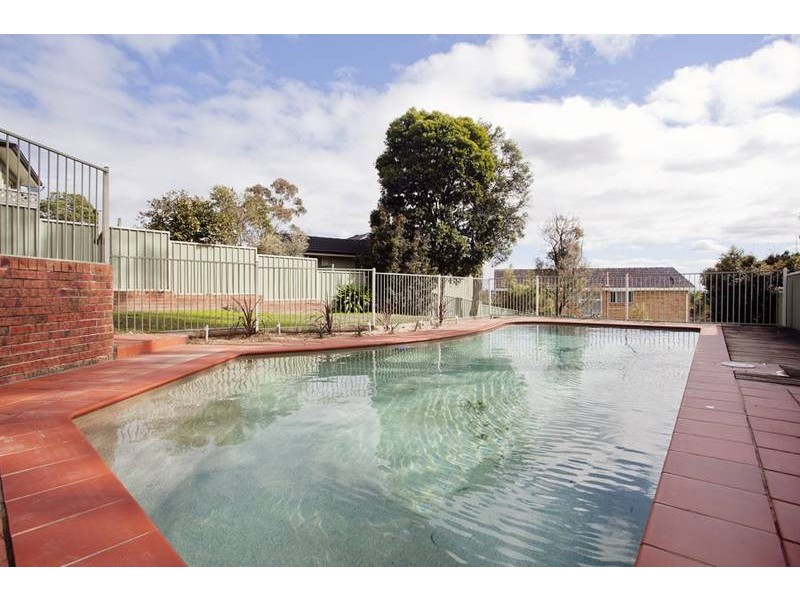 66 Lugarno Pde, Lugarno NSW 2210