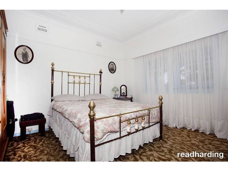 20 Park St., Peakhurst NSW 2210