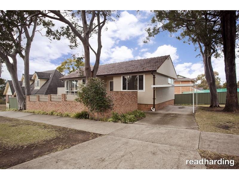 27 Old Forest Rd, Lugarno NSW 2210