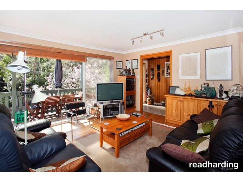 9 Murdock Crescent, Lugarno NSW 2210