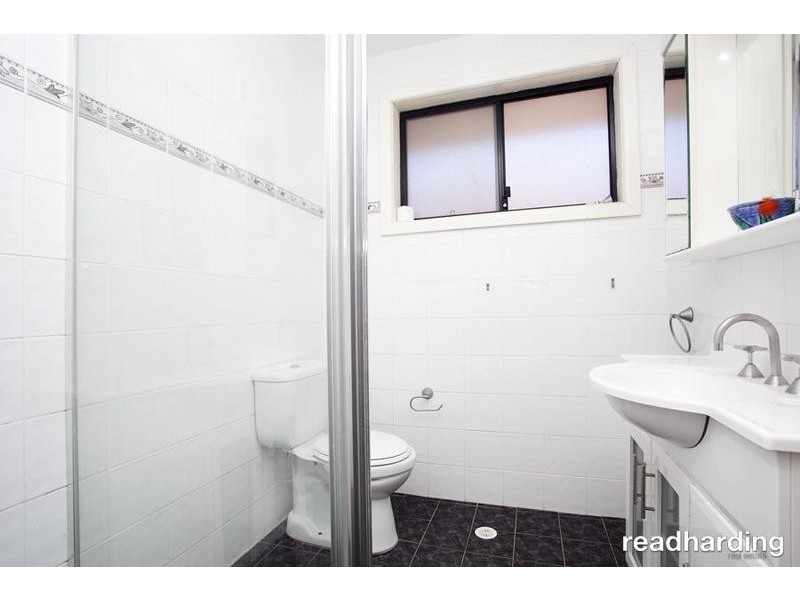 7 Bradley Cres, Wiley Park NSW 2195