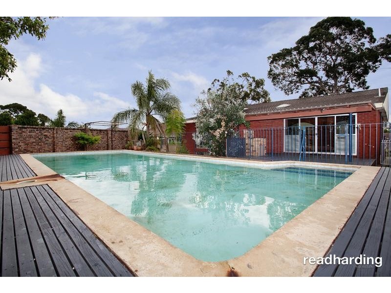 19 Renway Avenue, Lugarno NSW 2210