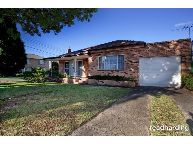 905 FOREST ROAD, Lugarno NSW 2210