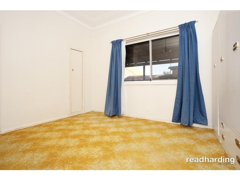 905 FOREST ROAD, Lugarno NSW 2210