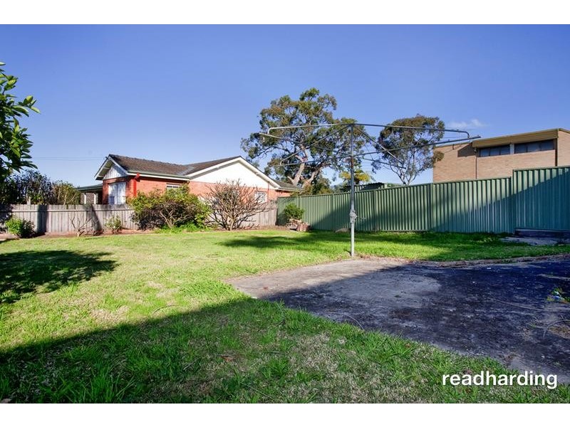 905 FOREST ROAD, Lugarno NSW 2210