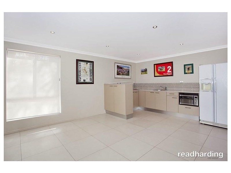 2 Tea Tree Place, Lugarno NSW 2210