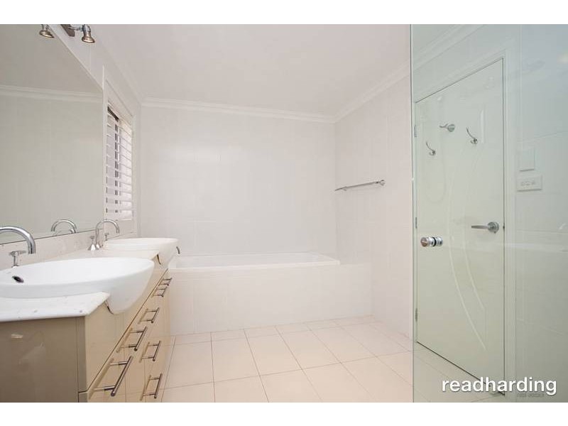 2 Tea Tree Place, Lugarno NSW 2210