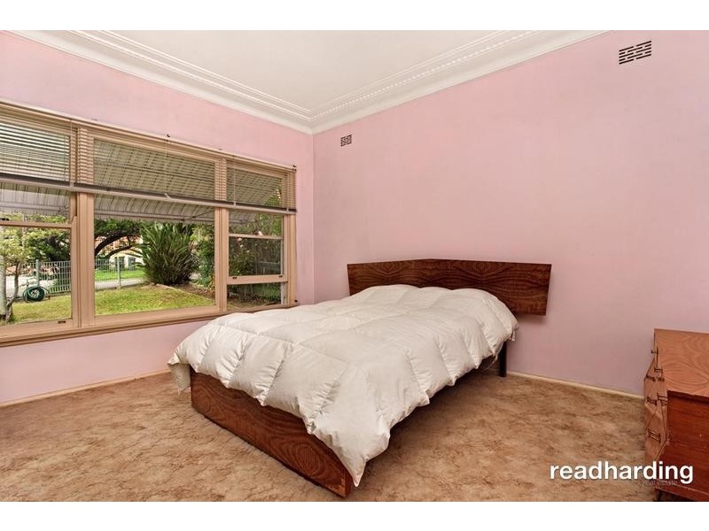 2 Lilydale Avenue, Peakhurst NSW 2210