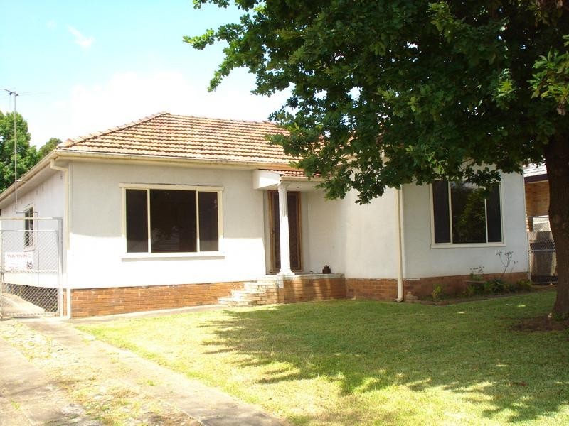43 Glenview Avenue, Revesby NSW 2212