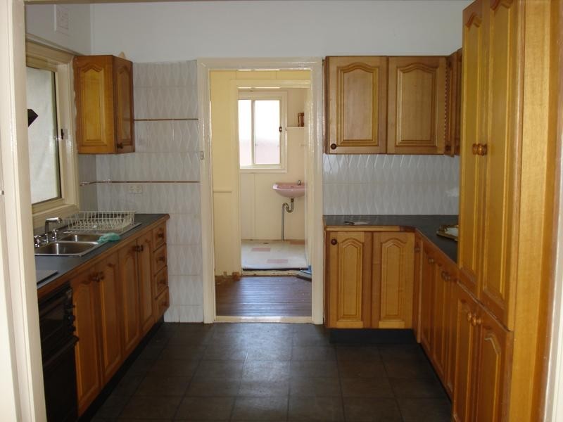 43 Glenview Avenue, Revesby NSW 2212