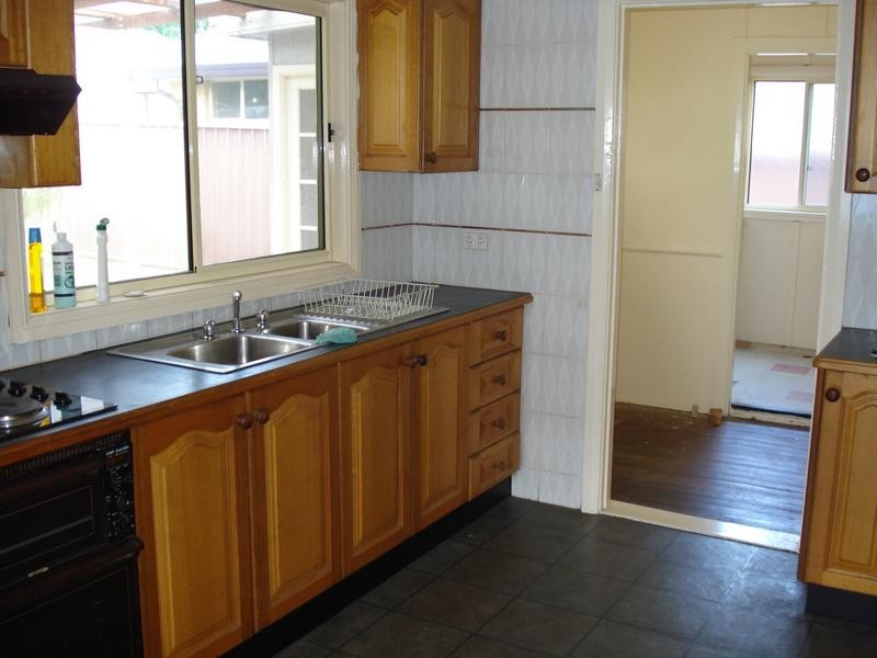 43 Glenview Avenue, Revesby NSW 2212