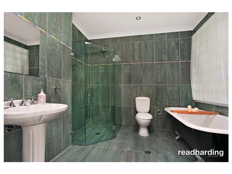 29 Woodlands Avenue, Lugarno NSW 2210