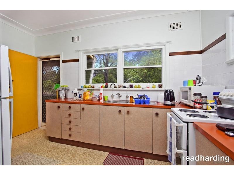 44 Clarke Street, Peakhurst NSW 2210