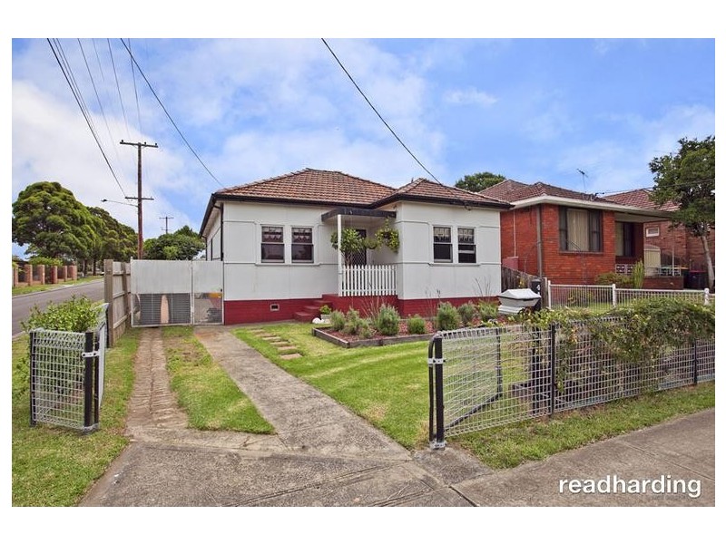 44 William Road, Riverwood NSW 2210