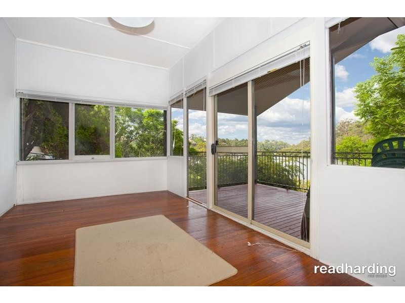 40 Boronia Parade, Lugarno NSW 2210