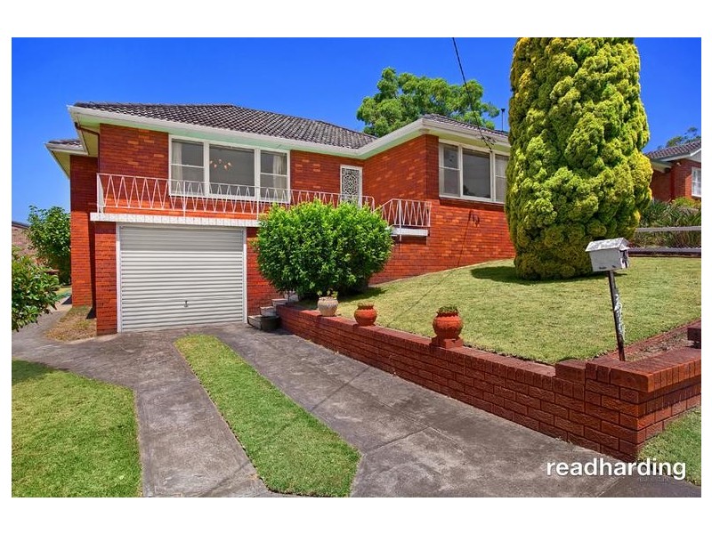 4 Taffs Avenue, Lugarno NSW 2210