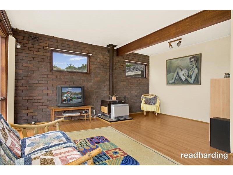 9 Elm St, Lugarno NSW 2210