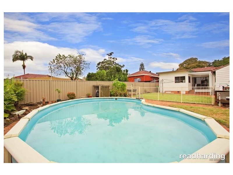 8 Salisbury Avenue, Riverwood NSW 2210