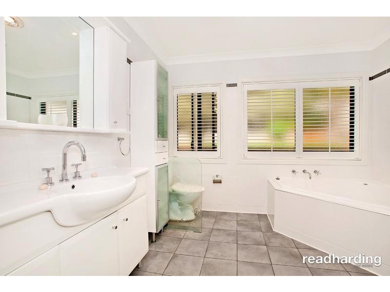 27 Cedar Street, Lugarno NSW 2210