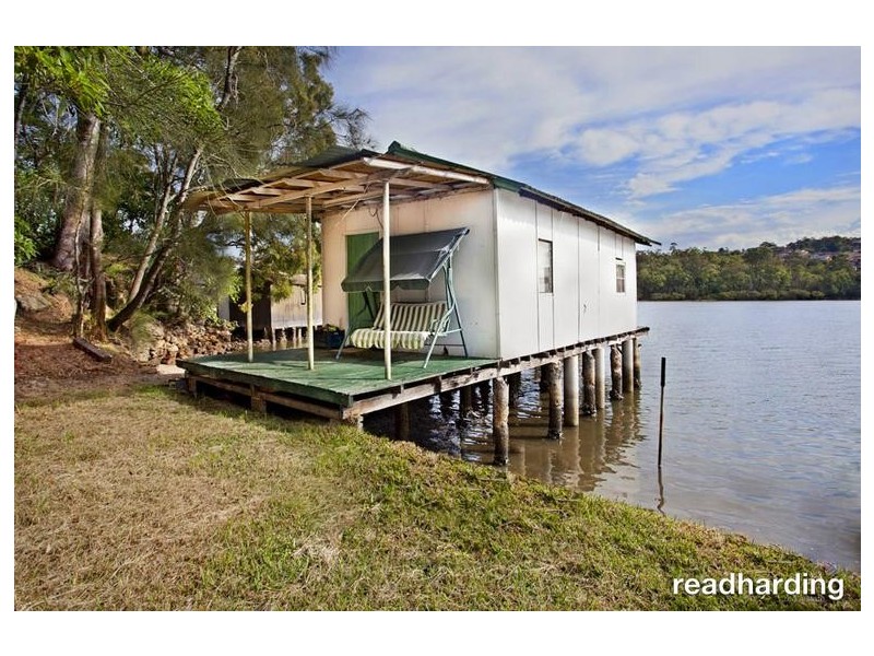 19 Woodlands Ave, Lugarno NSW 2210